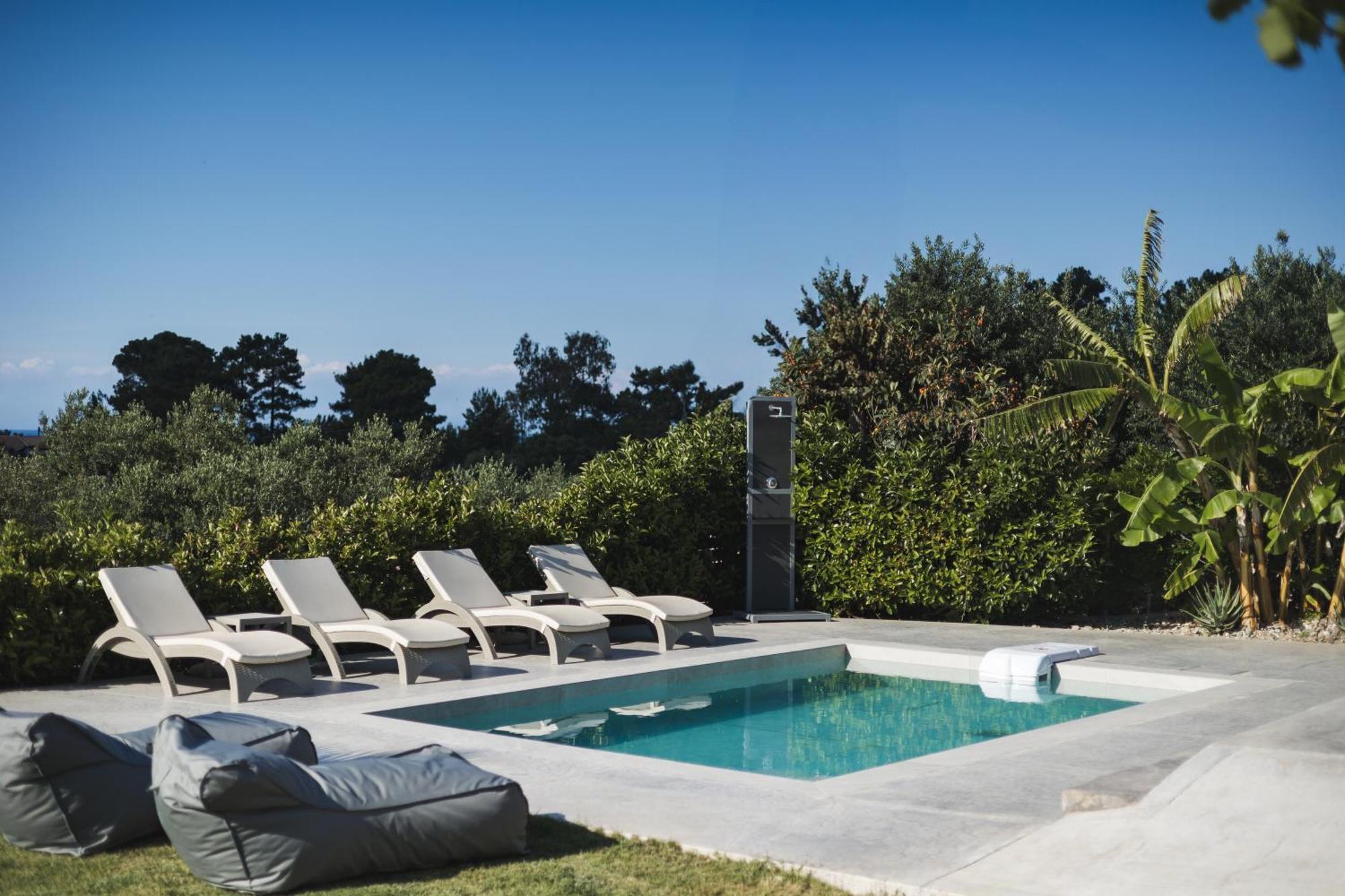 Binios Villa - Private Pool, Walking Distance From The Beach Vasilikí Eksteriør billede